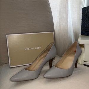 Michael Kors leather pumps